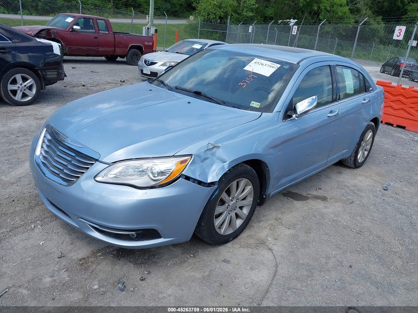 2013 Chrysler 200 Limited 1C3CCBCG7DN654919 photo 1