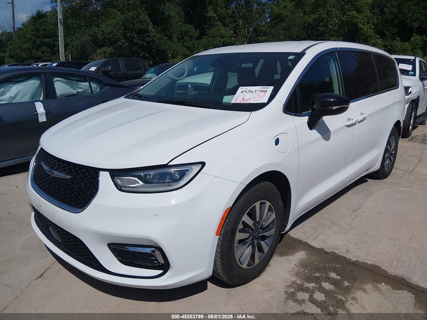 2024 Chrysler Pacifica Hybrid Select 2C4RC1S76RR153502 photo 1