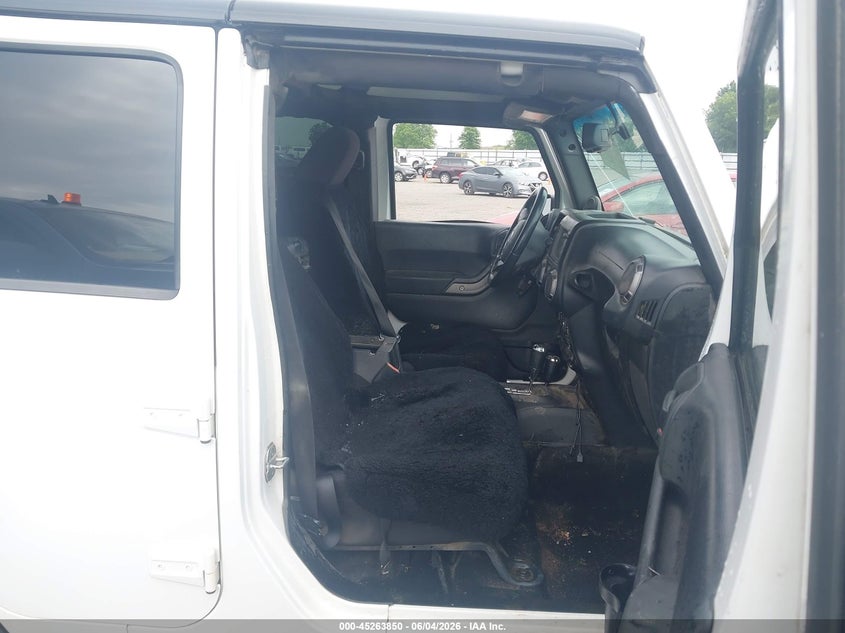 2013 JEEP WRANGLER UNLIMITED auction photo 5