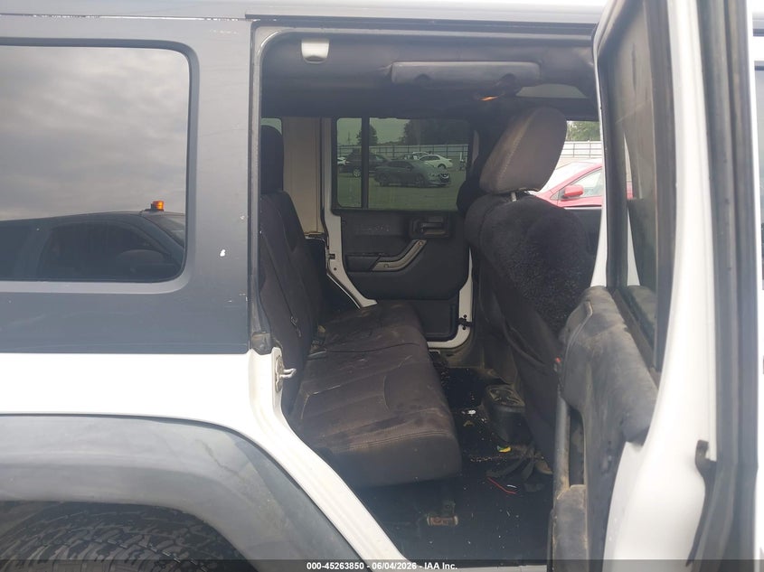 2013 JEEP WRANGLER UNLIMITED auction photo 8