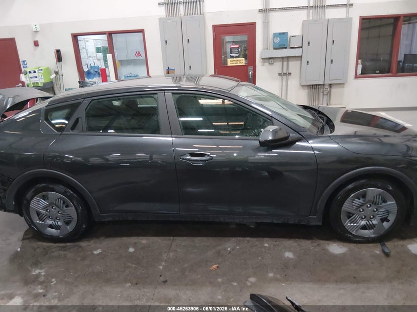 2025 Kia K4 Lx VIN: 3KPFT4DE6SE178827 Lot: 45263906