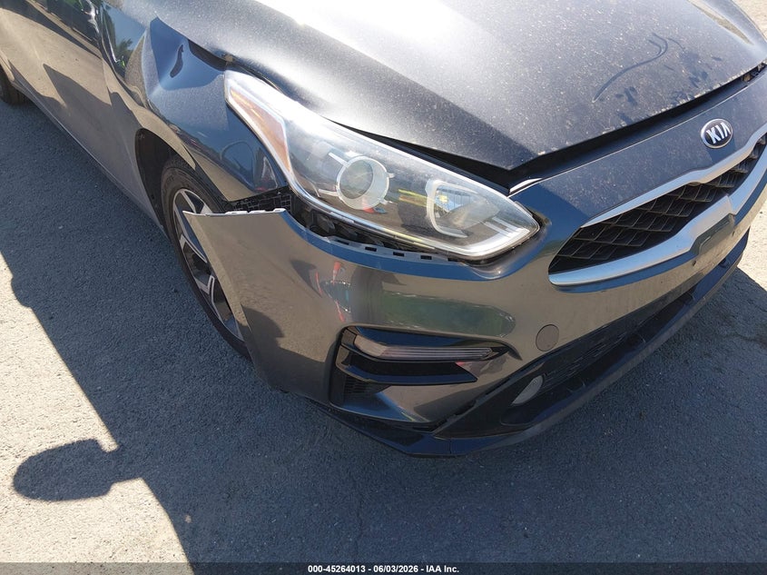 VIN 3KPF24AD9LE147927 2020 KIA FORTE LXS