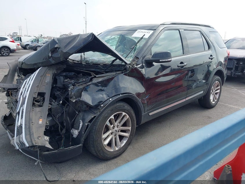 Vin: 1fm5k7d86hgb21767, lot: 45761964, ford explorer xlt 20172