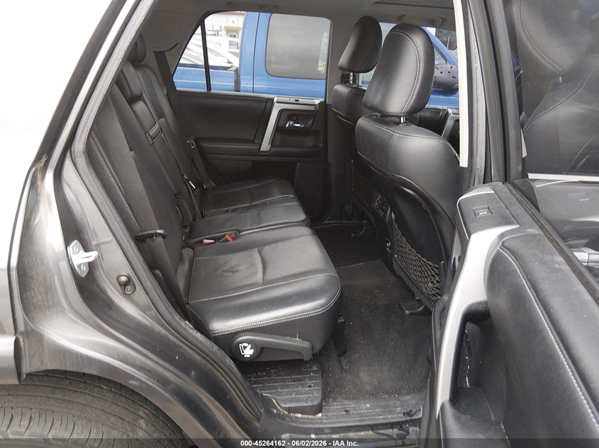 2015 Toyota 4Runner Limited VIN: JTEZU5JR5F5105890 Lot: 45264162