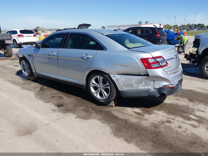 Vin: 1fahp2d86hg146485, lot: 45762012, ford taurus se 20173