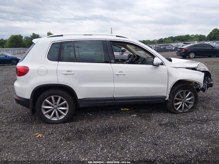 2017 Volkswagen Tiguan 2.0T Wolfsburg Edition VIN: WVGSV7AX7HK020577 Lot: 45264341