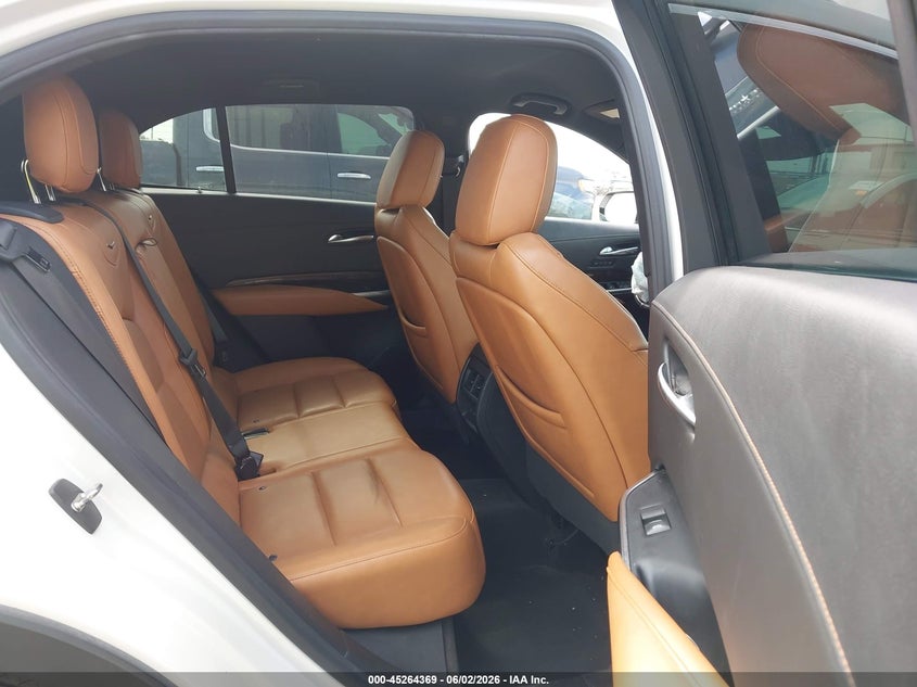 2021 Cadillac Xt4 Fwd Premium Luxury VIN: 1GYFZCR47MF081227 Lot: 45264369
