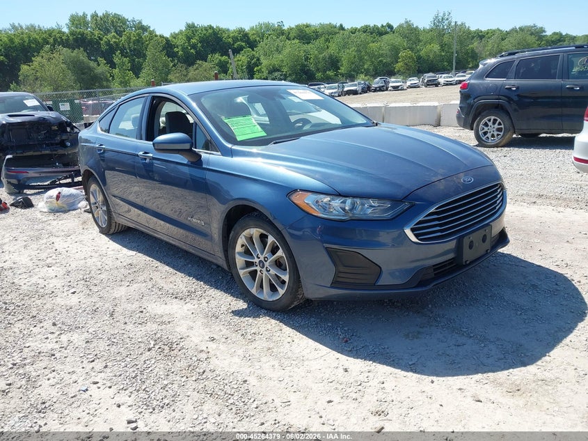 Vin: 3fa6p0lu8kr125566, lot: 45762199, ford fusion hybrid se 2019 img_1