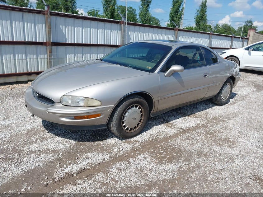 1997 BUICK RIVIERA auction photo 2
