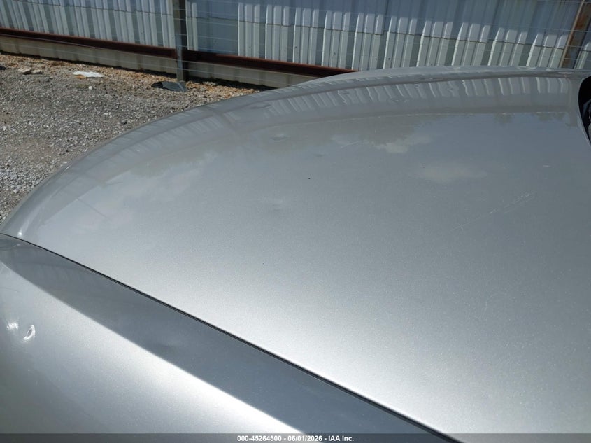 1997 BUICK RIVIERA auction photo 6