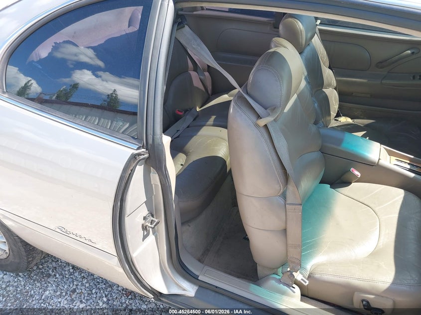 1997 BUICK RIVIERA auction photo 8