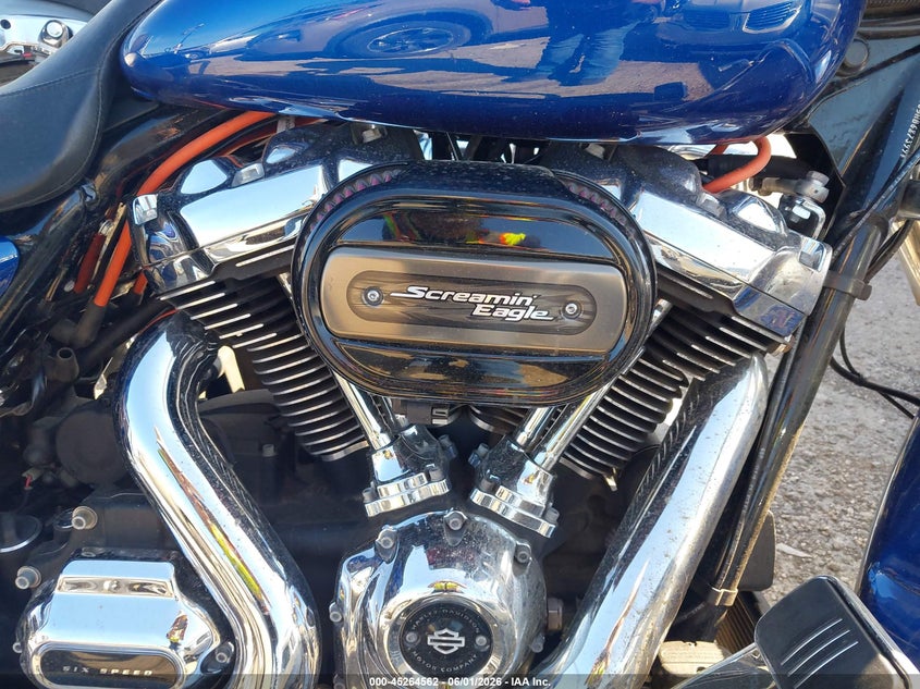 2017 HARLEY-DAVIDSON FLHXS auction photo 8