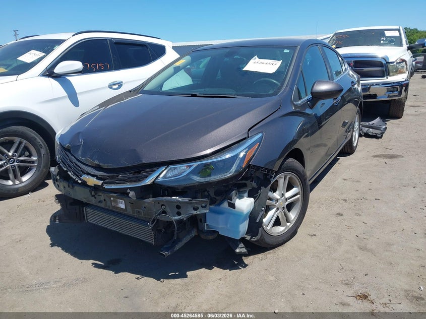 2017 CHEVROLET CRUZE auction photo 2