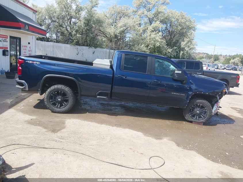 2022 Chevrolet Silverado 3500Hd 4Wd Long Bed Lt VIN: 1GC4YTEY7NF233923 Lot: 45264595