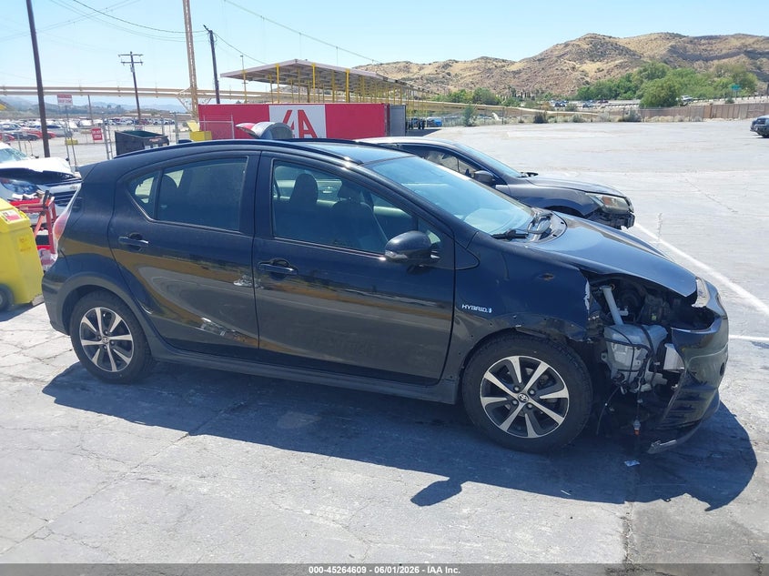 2018 Toyota Prius C Three VIN: JTDKDTB31J1601709 Lot: 45264609