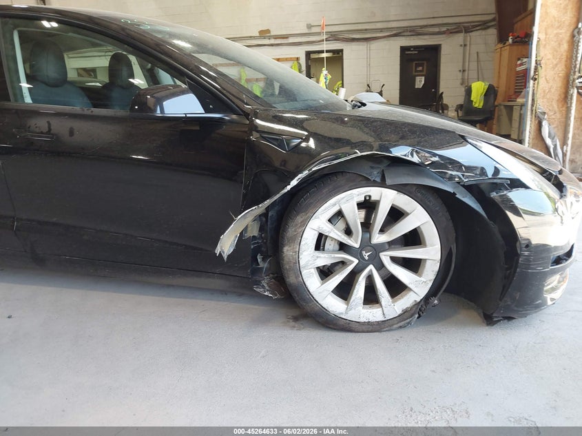 2021 Tesla Model 3 Standard Range Plus Rear-Wheel Drive VIN: 5YJ3E1EA4MF851196 Lot: 45264633