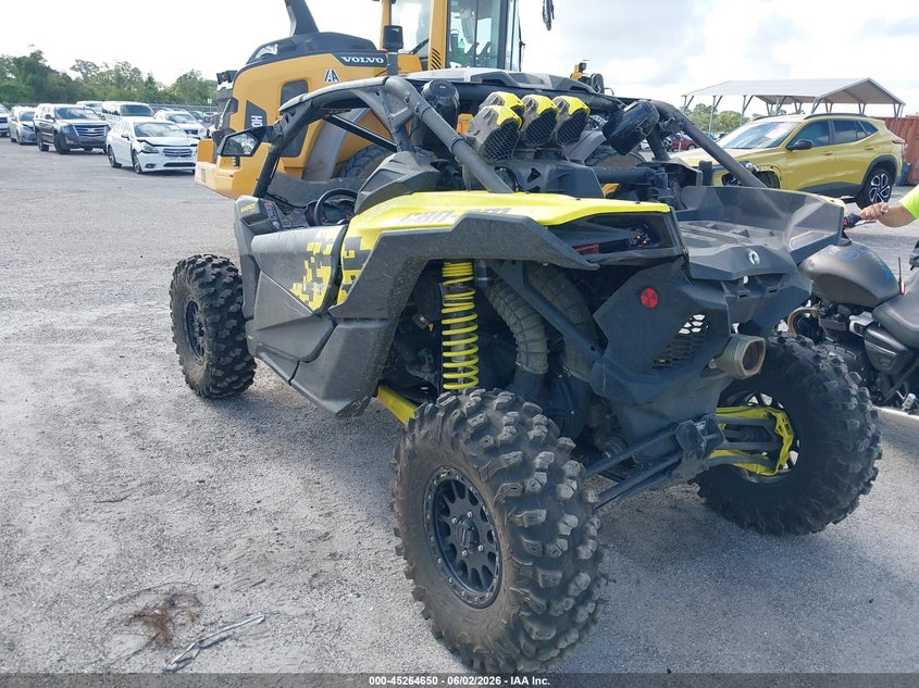 VIN 3JBVRAY20KK000621 2019 CAN-AM MAVERICK X3 X MR TURBO
