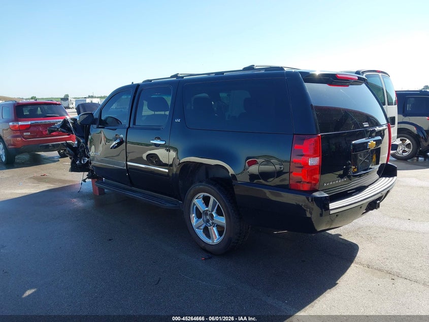 2013 CHEVROLET SUBURBAN 1500 auction photo 3
