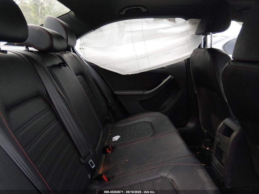 2017 VOLKSWAGEN JETTA auction photo 8