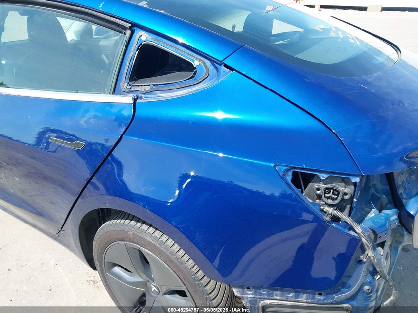 2019 Tesla Model 3 Long Range/Performance blue Lot 111045264757 Vin 5YJ3E1EB8KF497561