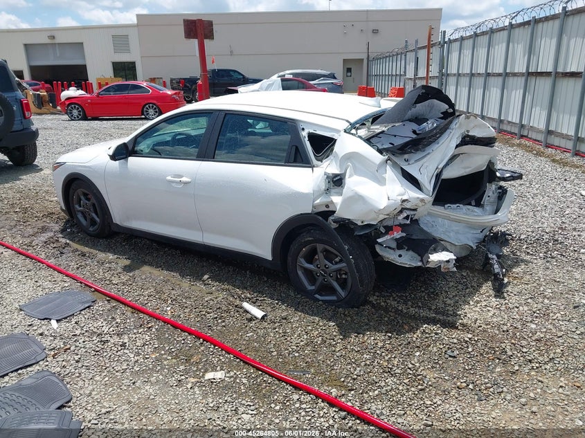 Vin: 3kpft4de3se020753, lot: 45762625, kia k4 lxs 20253