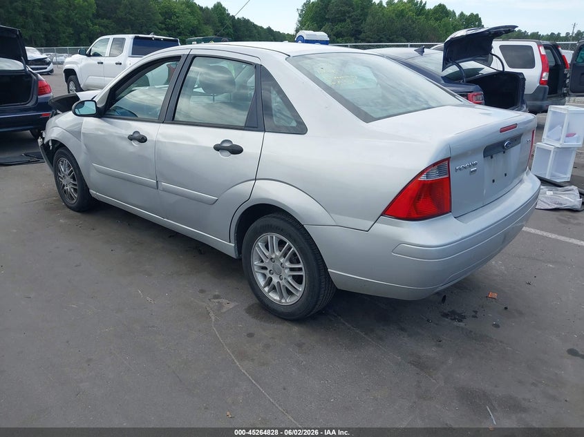 2005 FORD FOCUS auction photo 3