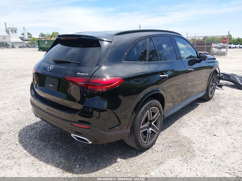 Vin: w1nkm4hb4rf228077, lot: 45762794, mercedes-benz glc 300 4matic suv 20244