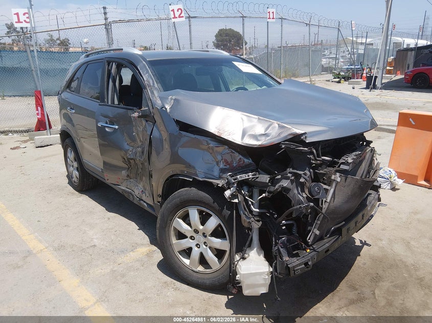 Vin: 5xykt3a19bg081747, lot: 45762801, kia sorento lx 2011 img_1
