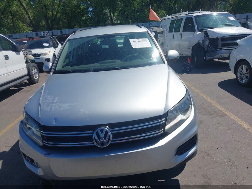 2017 VOLKSWAGEN TIGUAN 2.0T/2.0T S — Photo 12