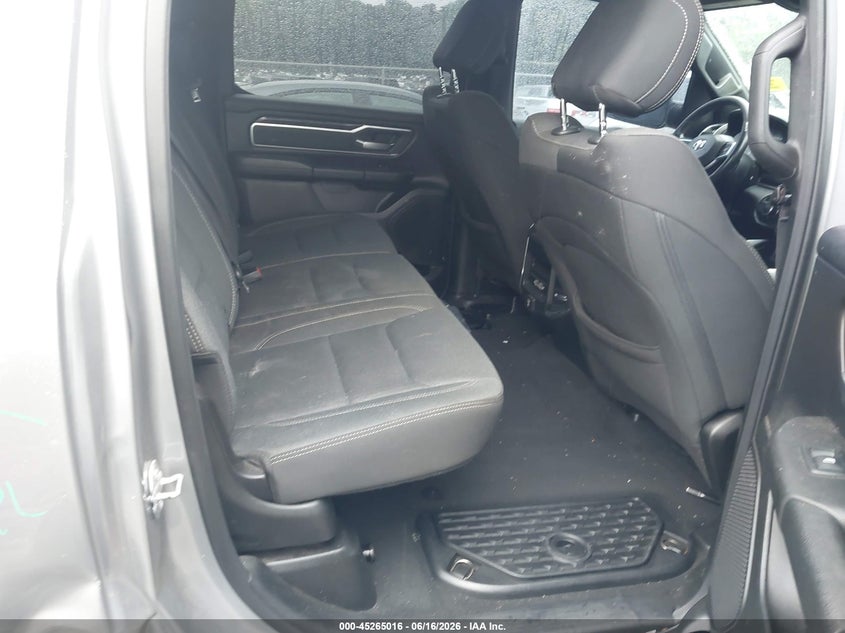 2019 RAM 1500 auction photo 8