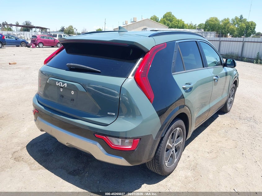 Vin: kndct3le2p5061120, lot: 45762847, kia niro sx 20234