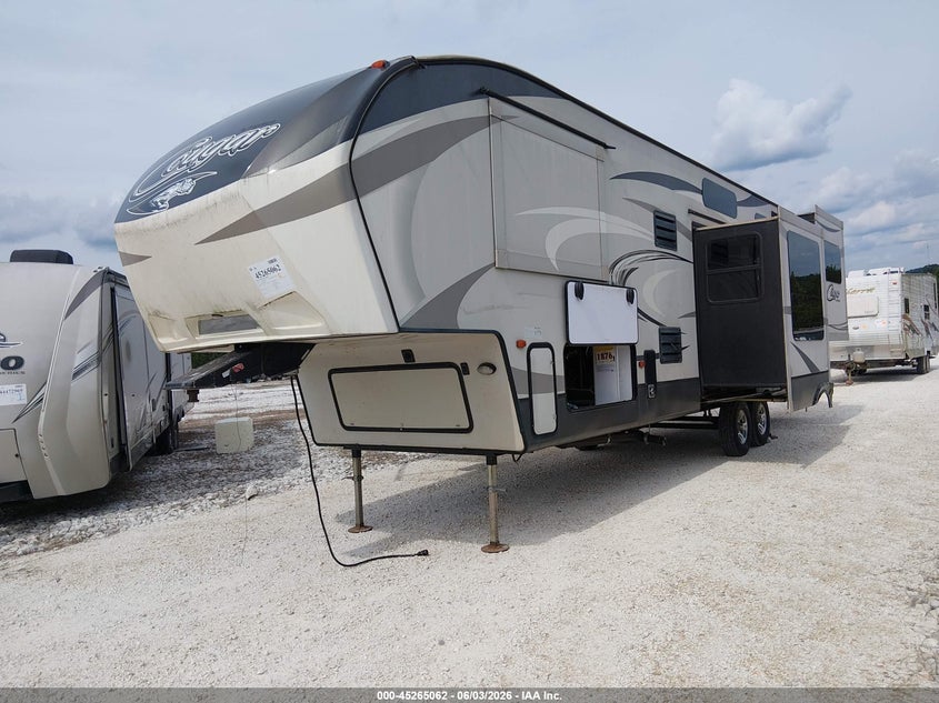 2017 KEYSTONE COUGAR M-326 RDS auction photo 2