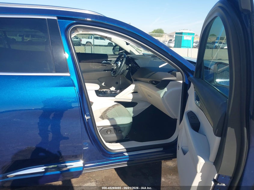 VIN: LRBFZRR47ND011179 2022 BUICK ENVISION FWD AVENIR