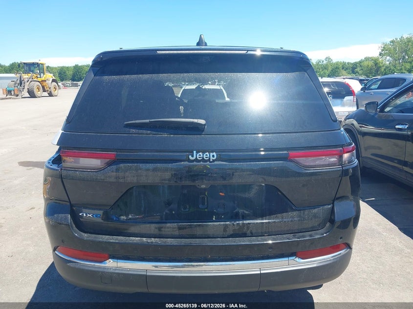 JEEP GRAND CHEROKEE 4XE - zdjęcie 17