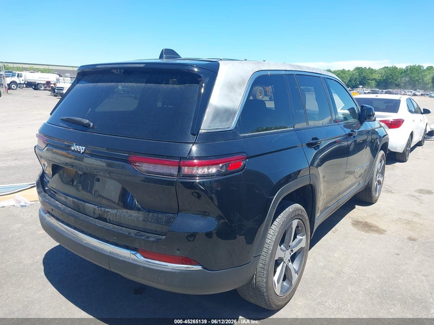 2024 JEEP GRAND CHEROKEE 4XE auction photo 4