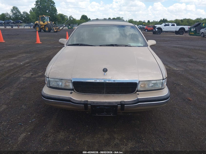 1996 Buick Roadmaster Limited VIN: 1G4BR82P7TR419403 Lot: 45265228