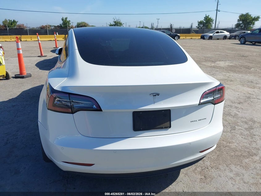 AtlanticExpress - Tesla Model 3
