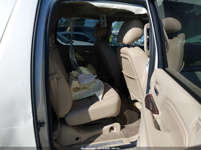 2013 CADILLAC ESCALADE EXT auction photo 8