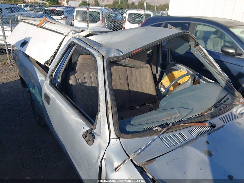 1990 Toyota Pickup 1/2 Ton Short Wheelbase VIN: JT4RN81A3L0053228 Lot: 45265389