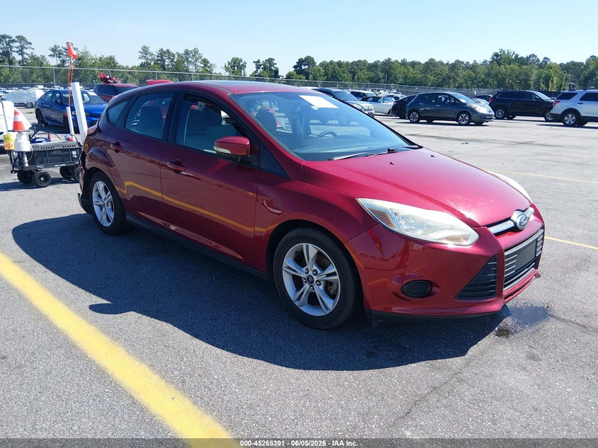 Vin: 1fadp3k24el416576, lot: 45763210, ford focus se 2014 img_1
