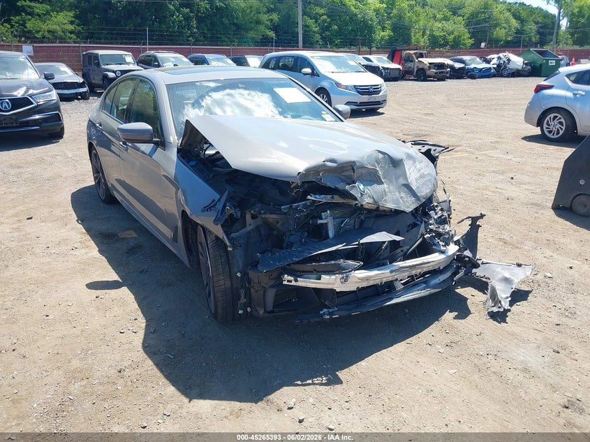2021 BMW M550I xDrive VIN: WBA13BK07MCH00154 Lot: 45265393
