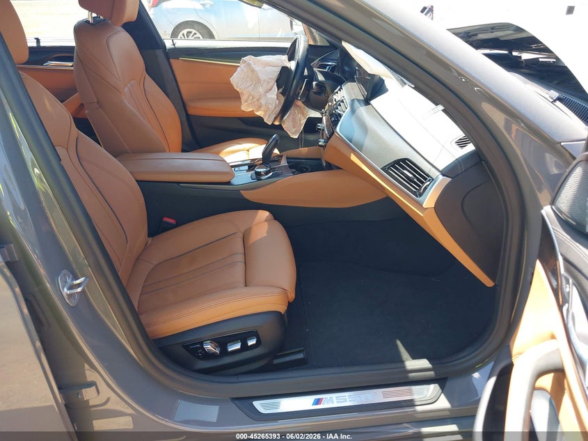 2021 BMW 5ER SEDAN 4.4L V-8 DI, DOHC, VVT, TURBO, 523HP