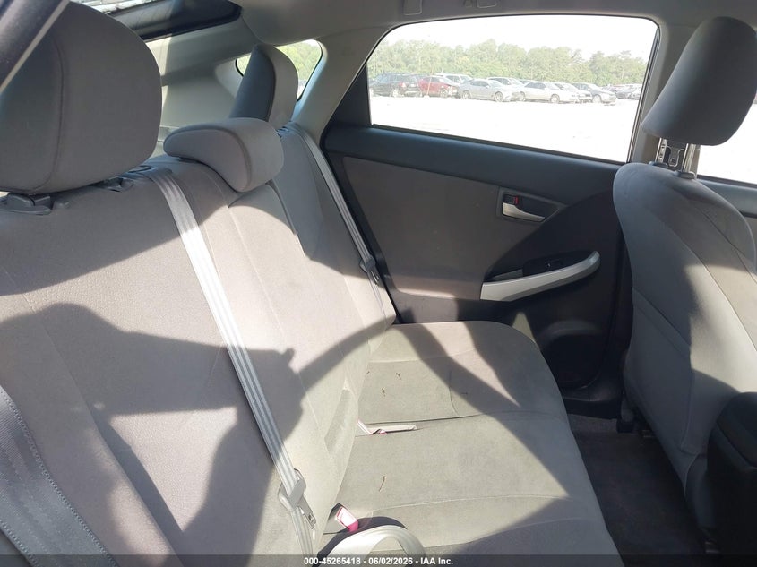 2013 TOYOTA PRIUS auction photo 8