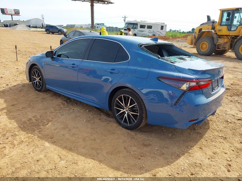 Vin: 4t1t11ak1ru259758, lot: 45763251, toyota camry se 20243