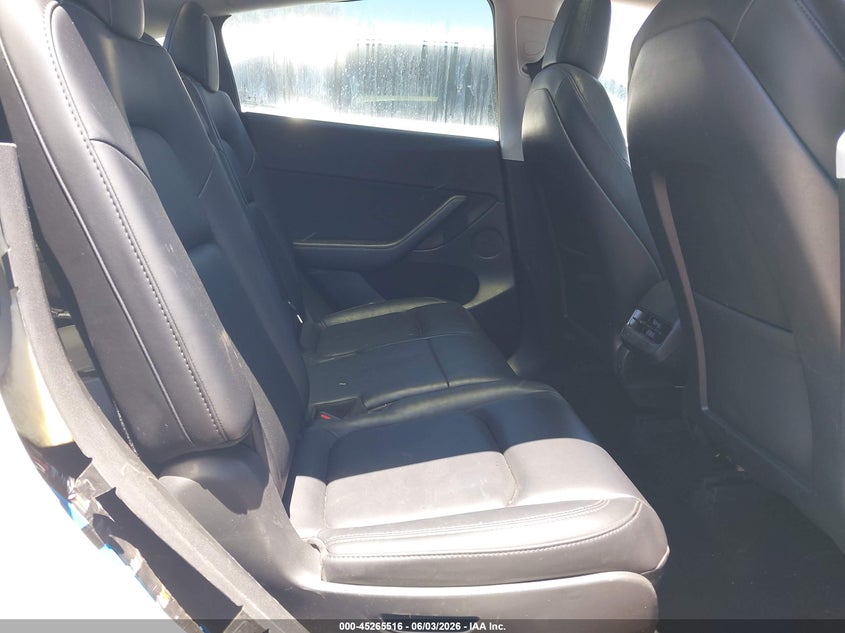 2022 Tesla Model Y Long Range Dual Motor All-Wheel Drive VIN: 7SAYGAEE2NF316505 Lot: 45265516