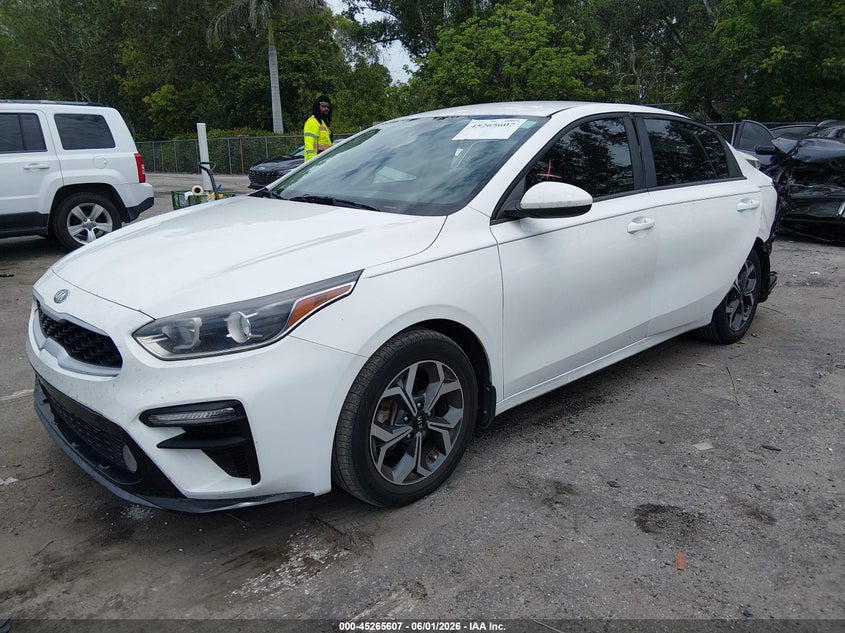 Vin: 3kpf24ad0le202944, lot: 45763427, kia forte lxs 20202