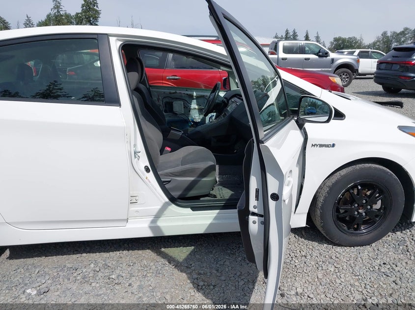 2012 Toyota Prius 1.8 Two white Lot 111045265760 Vin JTDKN3DU7C1550948