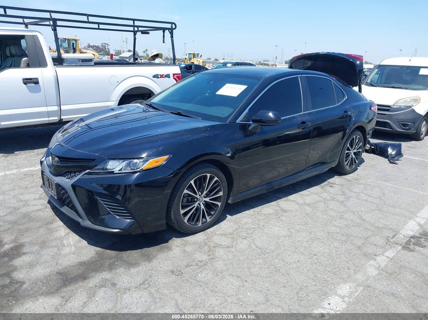 Vin: 4t1g11ak4lu875754, lot: 45763590, toyota camry se 20202