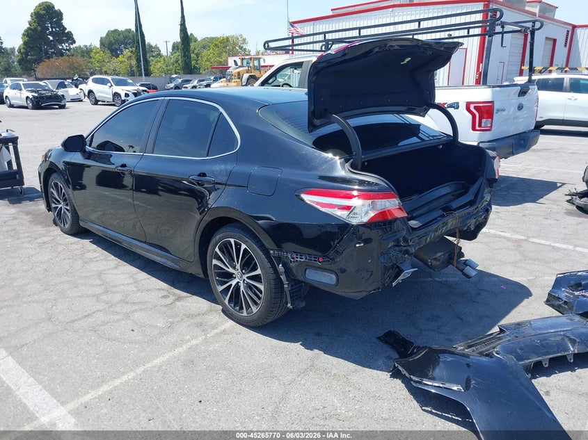 Vin: 4t1g11ak4lu875754, lot: 45763590, toyota camry se 20203