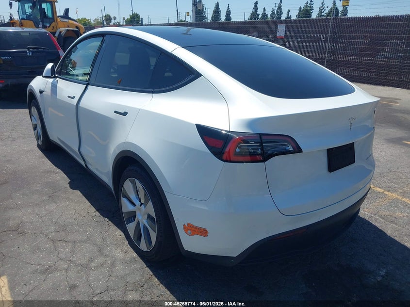 Vin: 5yjygdee8lf054498, lot: 45763594, tesla model y long range dual motor all-wheel drive 20203